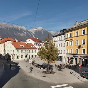 Hidden Gem In With Free Parking Apartment Innsbruck